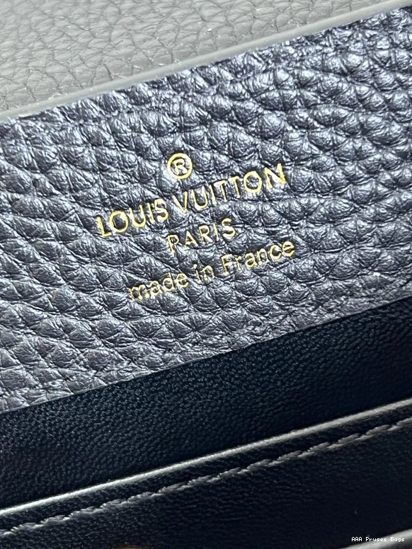 AAA Replica Ru LOUIS MINI CAPUCINES VUITTON 0808